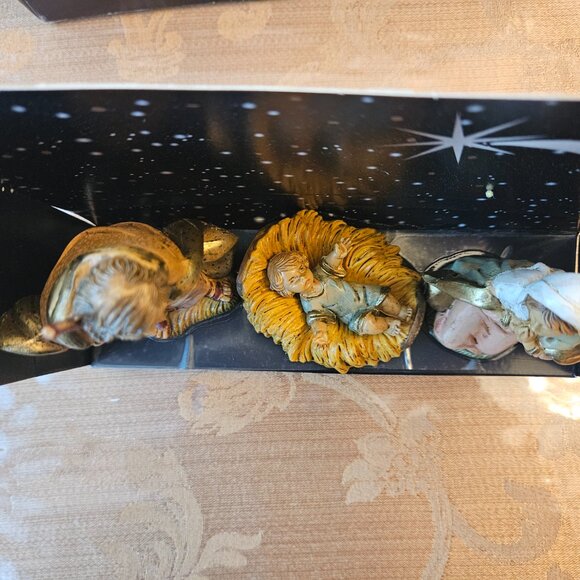 Vintage Euromarchi Nativity Set - Picture 3 of 11